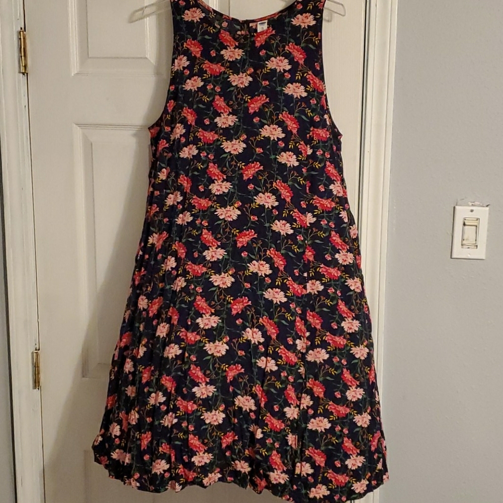 Floral sleeveless sundress